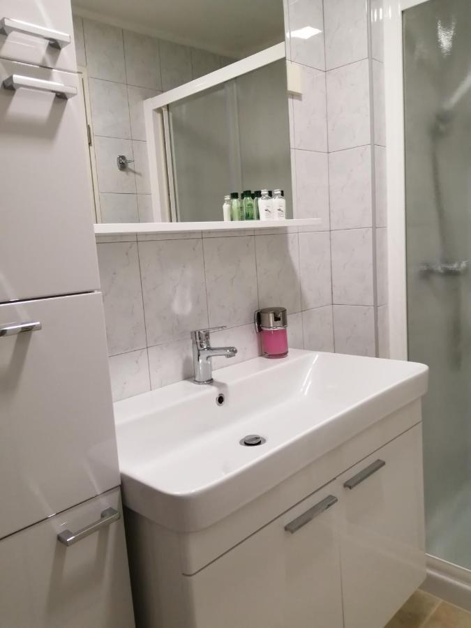 Apartment Lavanda Premantura Kültér fotó