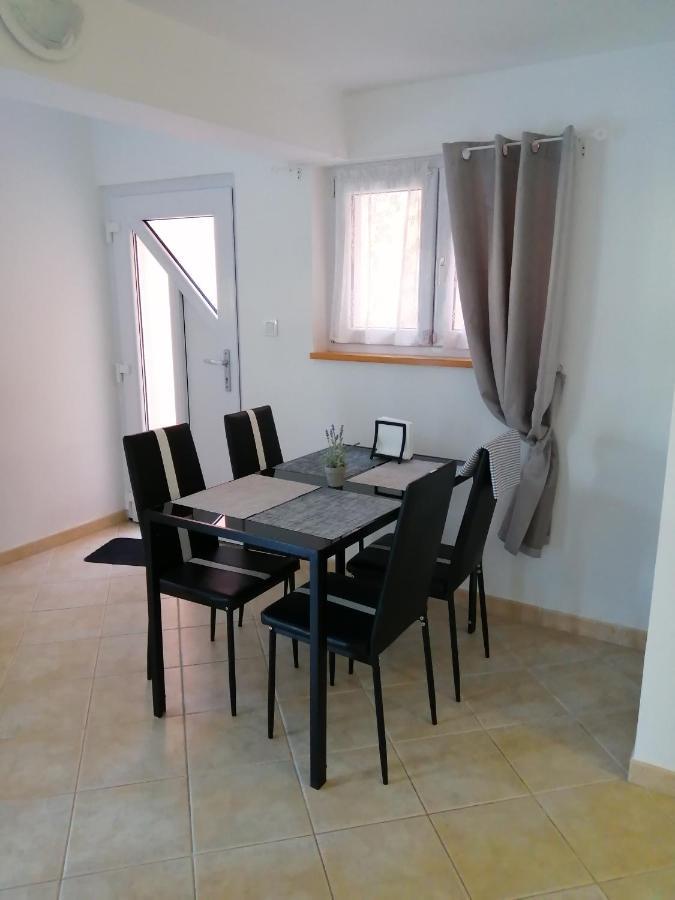 Apartment Lavanda Premantura Kültér fotó