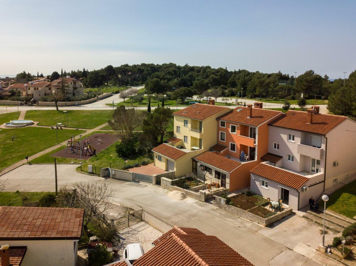 Apartment Lavanda Premantura Kültér fotó