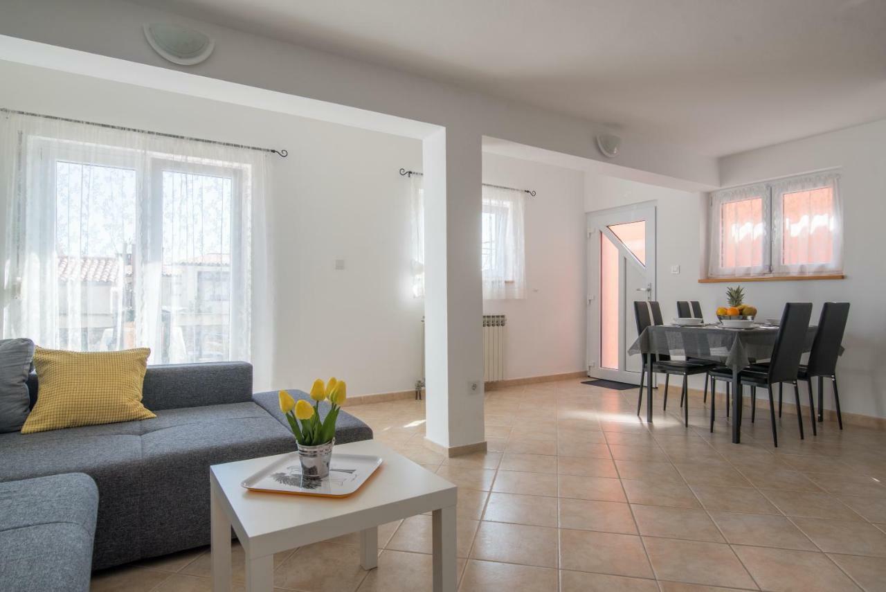 Apartment Lavanda Premantura Kültér fotó