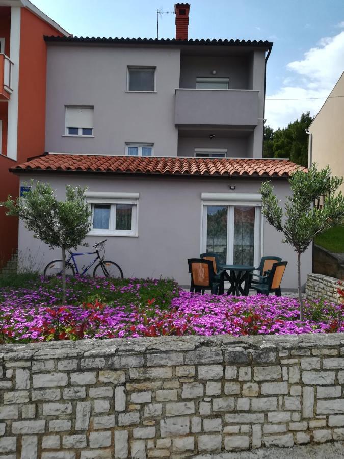Apartment Lavanda Premantura Kültér fotó